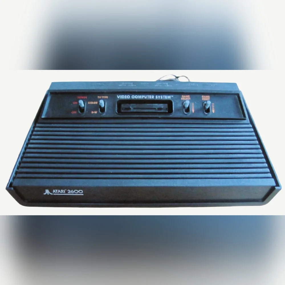 VINTAGE Atari 2600 Wood Grain 4 Switch Console, Cables & Pwr Cord Clean & Tested